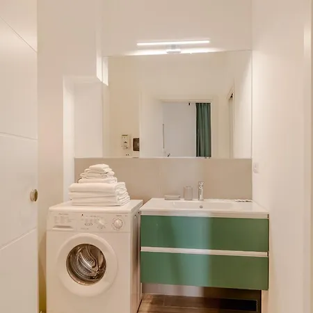 Apartmán Guesthost - Lovely Ground-floor In San Donato